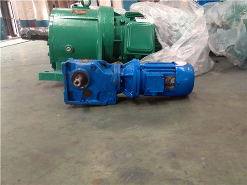 冷卻塔專用減速機(jī)的日常維護(hù)和保養(yǎng)如何進(jìn)行？